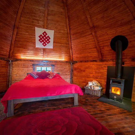 Yurt 1 * Rydal